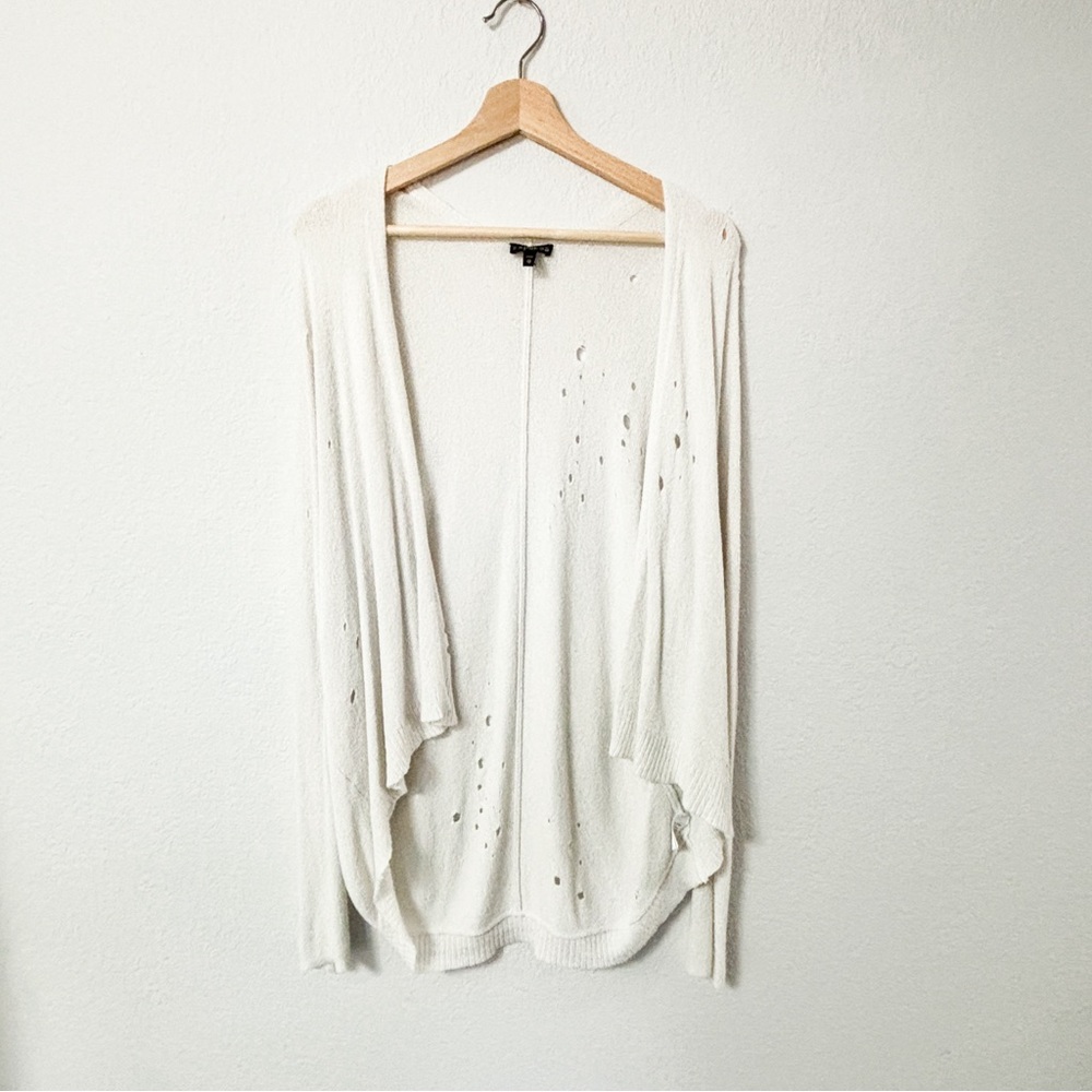 Distressed expressed white sweater long sleeve XS